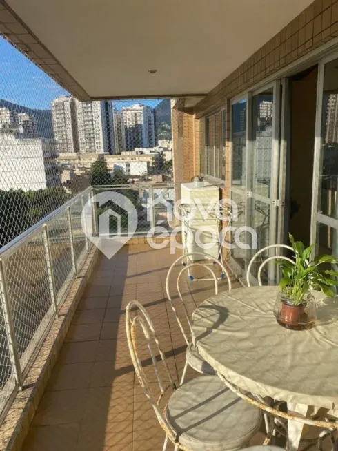 Foto 1 de Apartamento com 4 Quartos à venda, 138m² em Maracanã, Rio de Janeiro