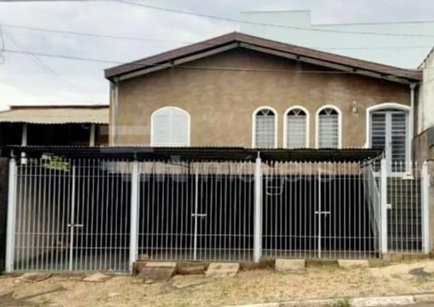 Foto 1 de Casa com 2 Quartos à venda, 114m² em Vila Lemos, Campinas