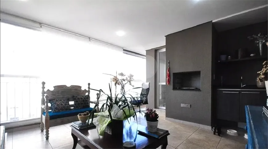 Foto 1 de Apartamento com 3 Quartos à venda, 168m² em Jardim Sul, São Paulo