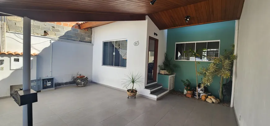 Foto 1 de Casa com 2 Quartos à venda, 120m² em Jardim Santa Barbara, Sorocaba