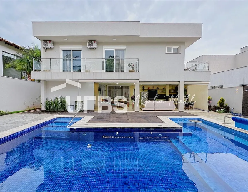Foto 1 de Casa de Condomínio com 4 Quartos à venda, 440m² em ALPHAVILLE GOIAS , Goiânia