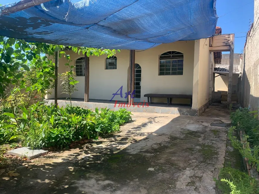 Foto 1 de Casa com 2 Quartos para alugar, 90m² em São João Batista, Belo Horizonte