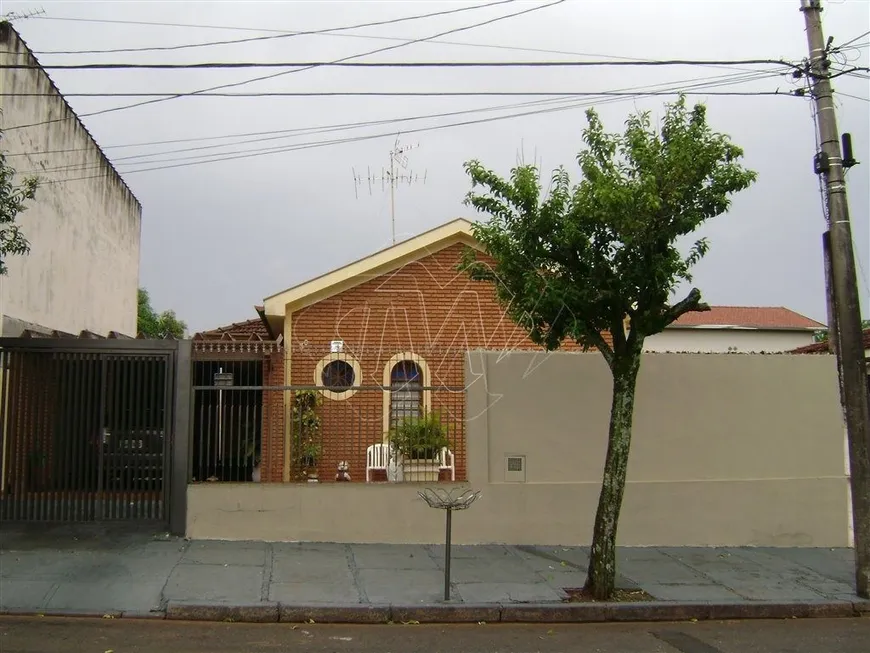 Foto 1 de Casa com 3 Quartos à venda, 129m² em Jardim Universal, Araraquara