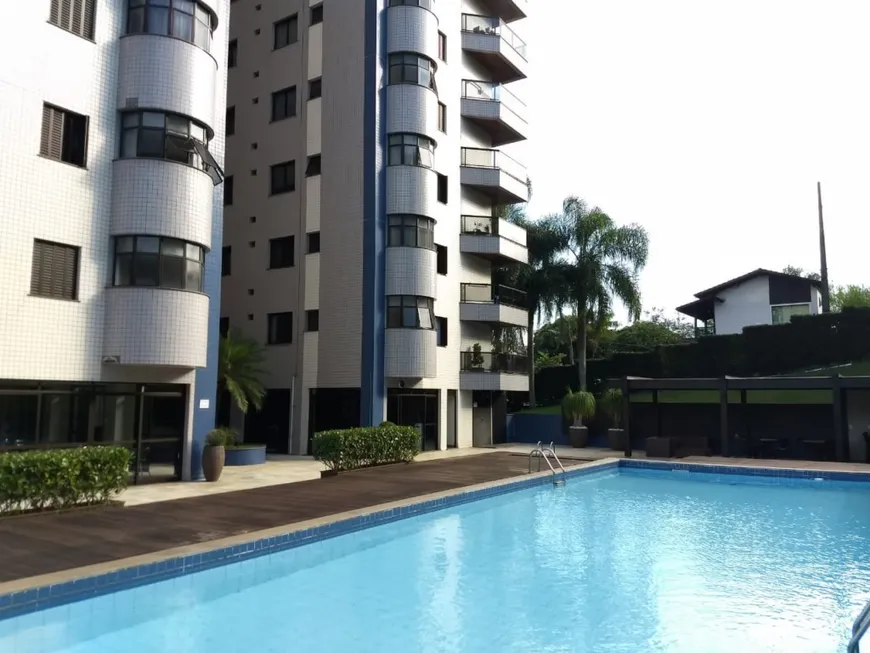 Foto 1 de Apartamento com 3 Quartos para alugar, 183m² em Centro, Jaraguá do Sul