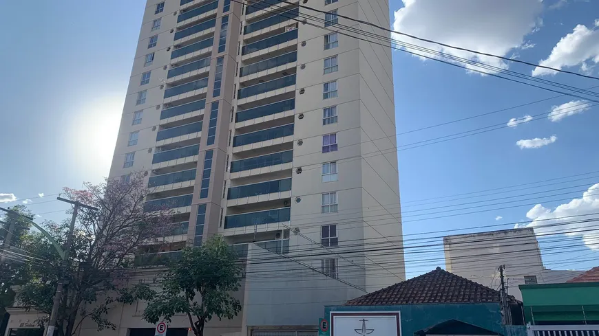 Foto 1 de Apartamento com 3 Quartos à venda, 177m² em Setor Central, Rio Verde