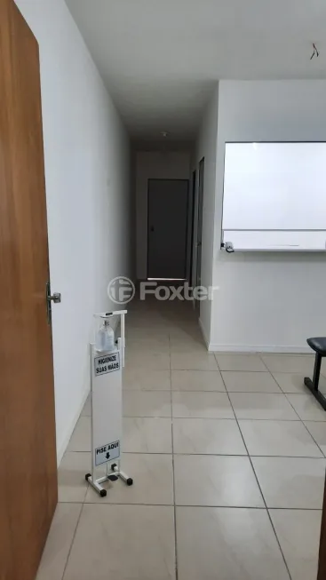 Foto 1 de Sala Comercial à venda, 48m² em Navegantes, Porto Alegre