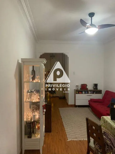 Foto 1 de Apartamento com 2 Quartos à venda, 87m² em Catete, Rio de Janeiro