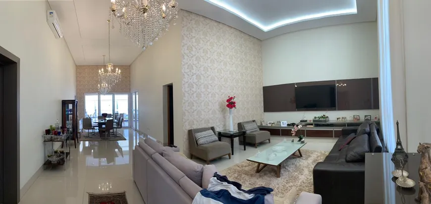 Foto 1 de Casa de Condomínio com 4 Quartos à venda, 260m² em Alphaville Flamboyant, Goiânia
