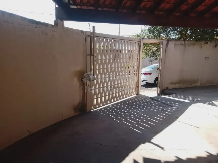 Foto 1 de Casa com 2 Quartos à venda, 140m² em Parque das Amoras, São José do Rio Preto