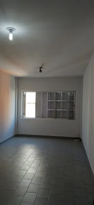 Foto 1 de Kitnet com 1 Quarto à venda, 28m² em Centro, São Vicente