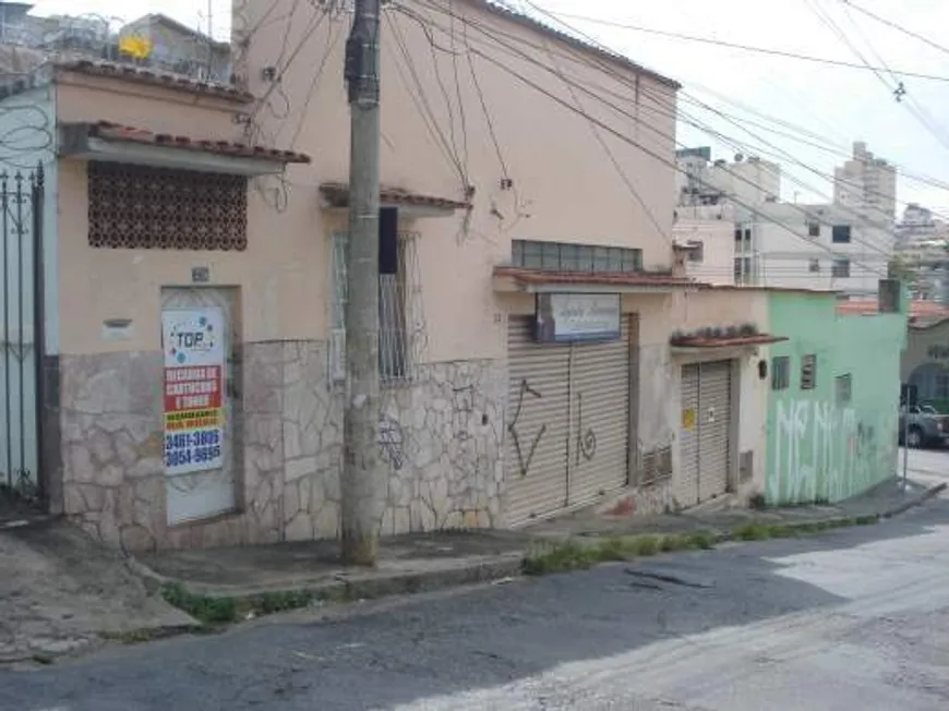 Foto 1 de Casa com 3 Quartos à venda, 200m² em Santa Tereza, Belo Horizonte