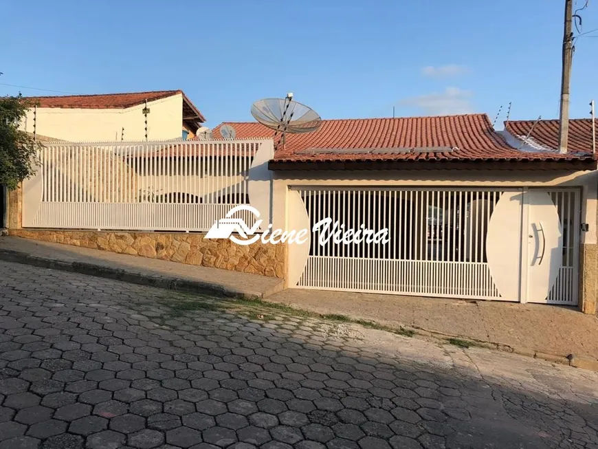 Foto 1 de Sobrado com 2 Quartos à venda, 300m² em Santa Isabel, Santa Isabel