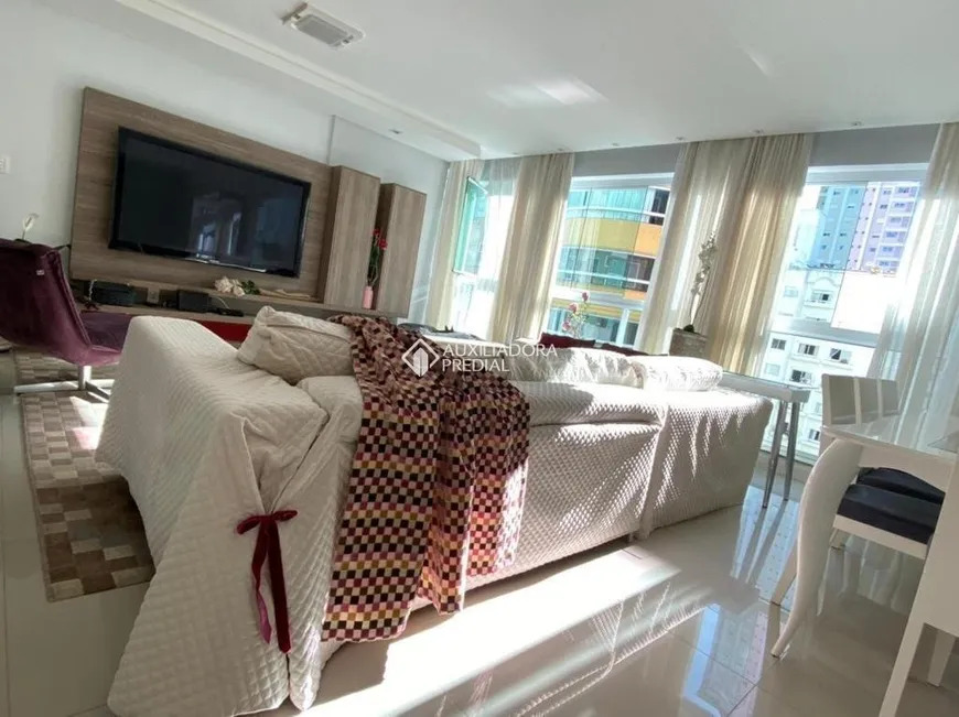 Foto 1 de Apartamento com 4 Quartos à venda, 181m² em Centro, Balneário Camboriú