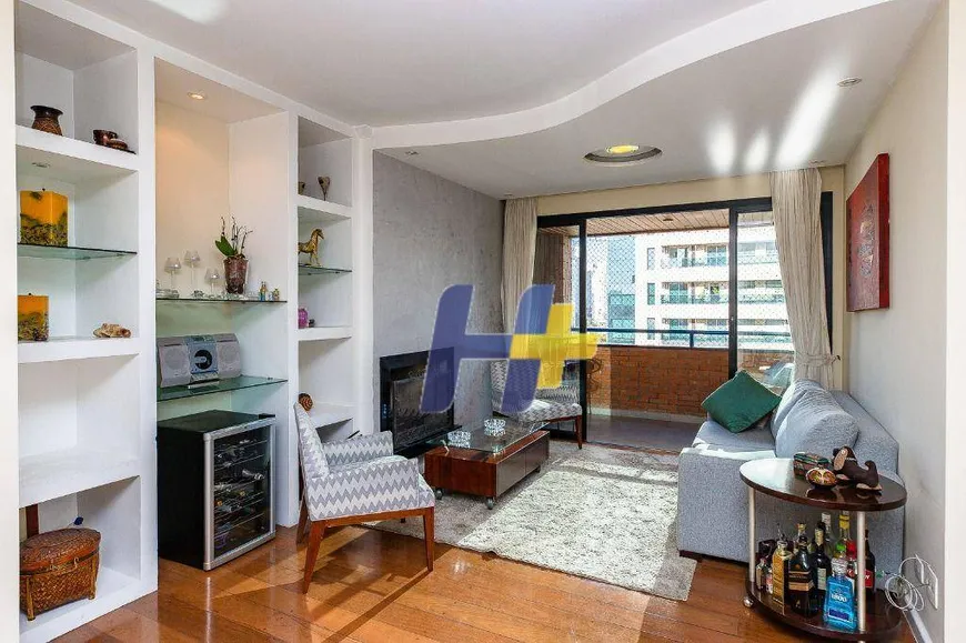 Foto 1 de Apartamento com 3 Quartos à venda, 126m² em Brooklin, São Paulo