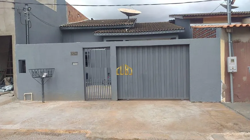 Foto 1 de Casa com 2 Quartos à venda, 95m² em Loteamento Jardim Paula III, Várzea Grande