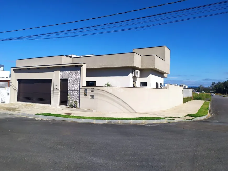 Foto 1 de Casa com 2 Quartos à venda, 150m² em Três Rios do Norte, Jaraguá do Sul