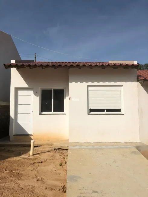 Foto 1 de Casa de Condomínio com 2 Quartos à venda, 46m² em Krahe, Viamão