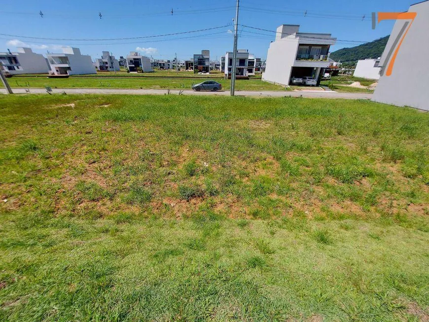 Foto 1 de Lote/Terreno à venda, 150m² em Beira Rio, Biguaçu