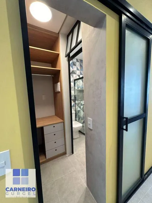 Foto 1 de Apartamento com 1 Quarto para alugar, 26m² em República, São Paulo