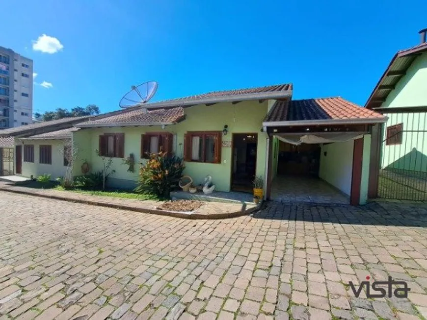 Foto 1 de Casa com 2 Quartos à venda, 71m² em Esplanada, Caxias do Sul