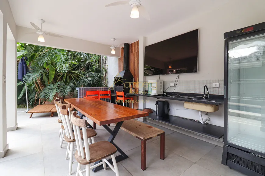 Foto 1 de Casa com 5 Quartos para alugar, 340m² em Brooklin, São Paulo