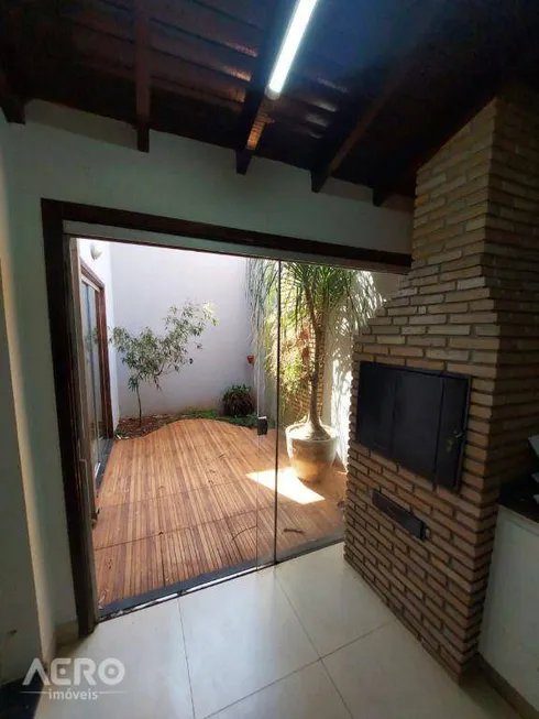 Foto 1 de Casa com 3 Quartos à venda, 188m² em Jardim São Jorge, Bauru