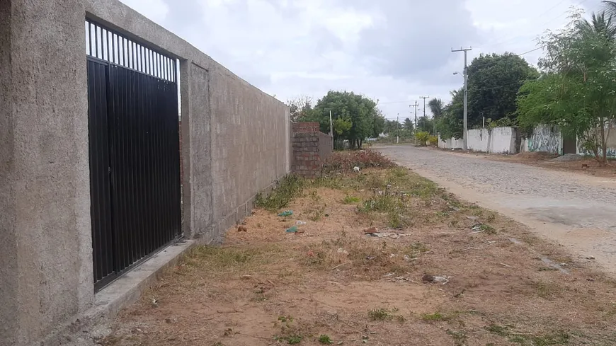 Foto 1 de Lote/Terreno à venda, 620m² em Tabuba, Caucaia