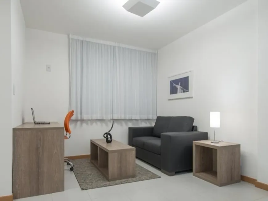 Foto 1 de Apartamento com 1 Quarto à venda, 45m² em Centro, Itaboraí