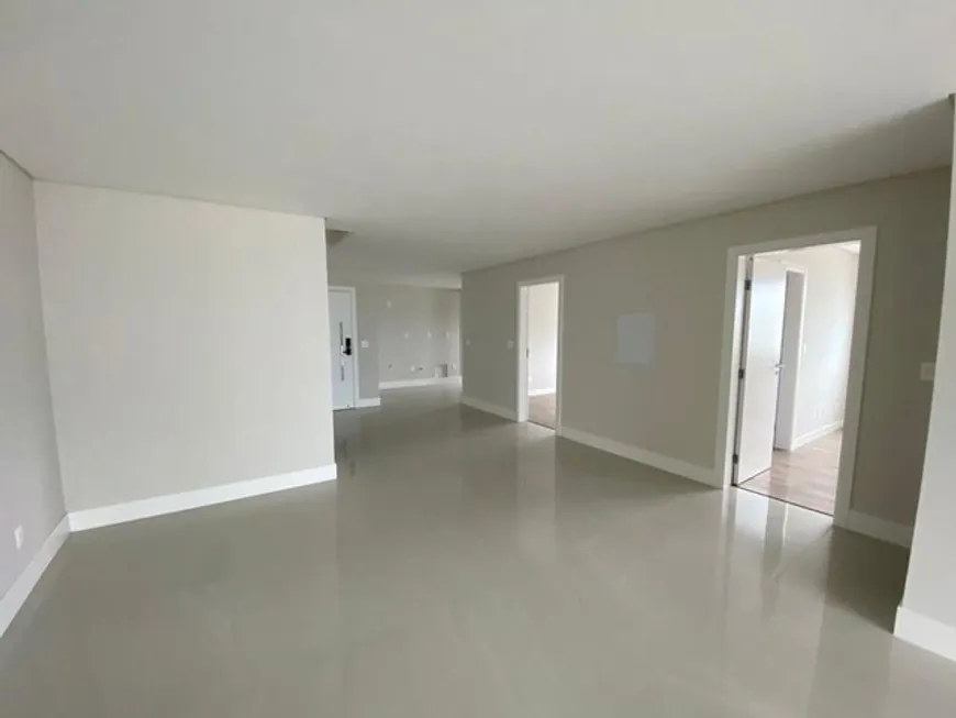 Foto 1 de Cobertura com 3 Quartos à venda, 125m² em Centro, Florianópolis