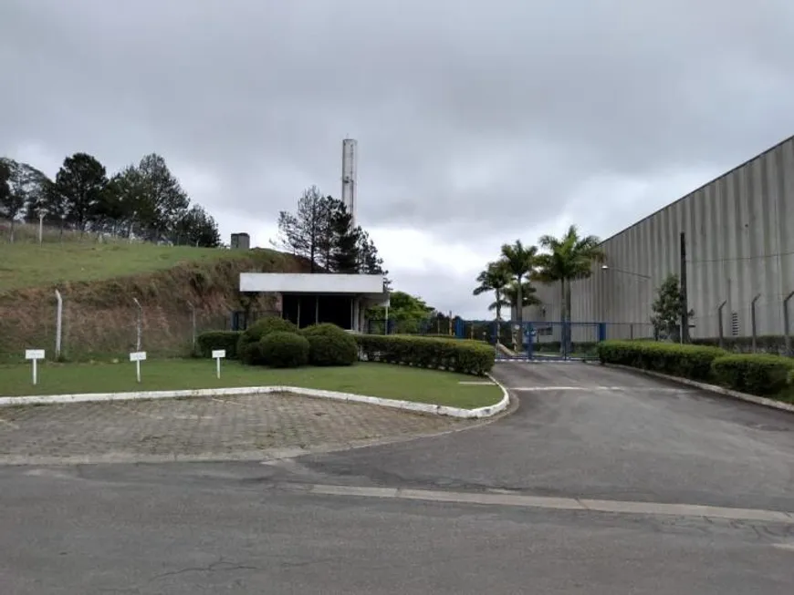 Foto 1 de Galpão/Depósito/Armazém à venda, 10934m² em Potuverá, Itapecerica da Serra