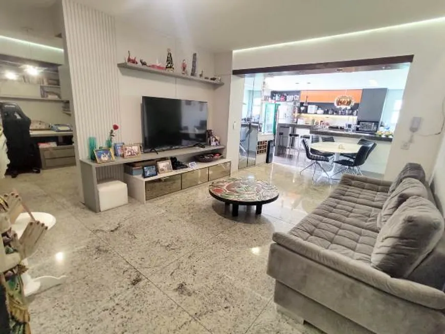 Foto 1 de Apartamento com 4 Quartos à venda, 174m² em Buritis, Belo Horizonte