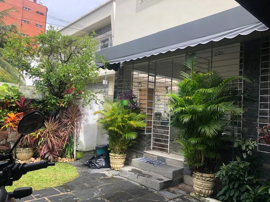 Foto 1 de Casa com 5 Quartos à venda, 435m² em Casa Forte, Recife