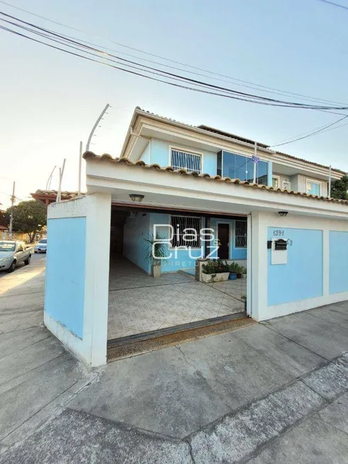 Foto 1 de Casa com 3 Quartos à venda, 164m² em Jardim Mariléa, Rio das Ostras
