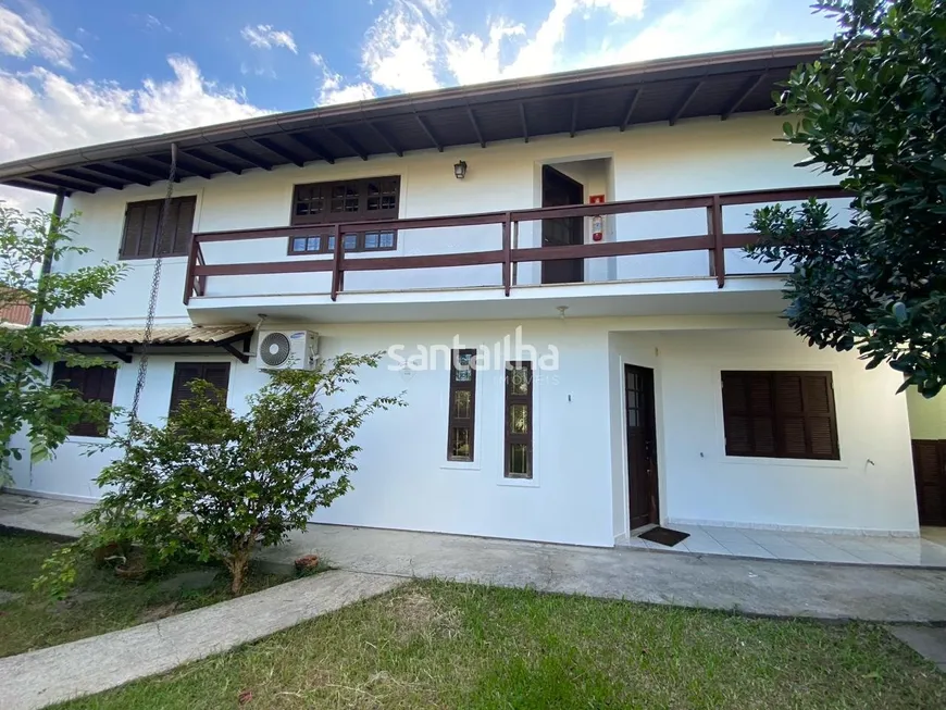 Foto 1 de Casa com 4 Quartos à venda, 193m² em Campeche, Florianópolis