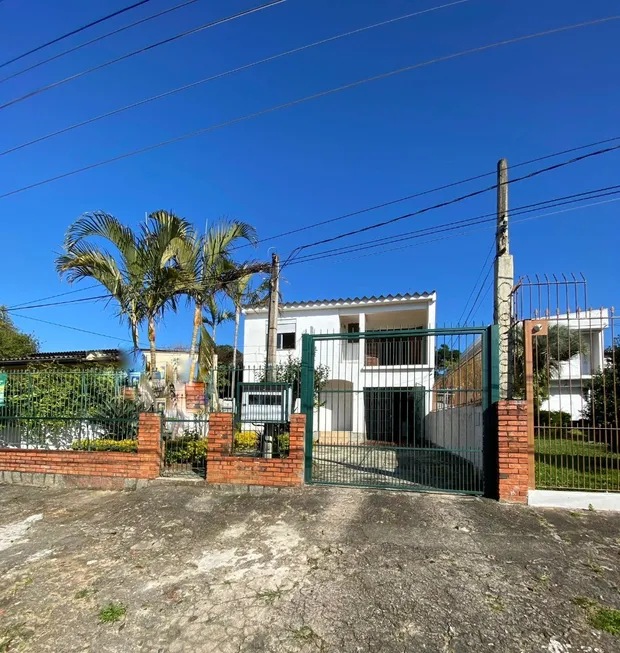 Foto 1 de Casa com 4 Quartos à venda, 237m² em Protásio Alves, Porto Alegre