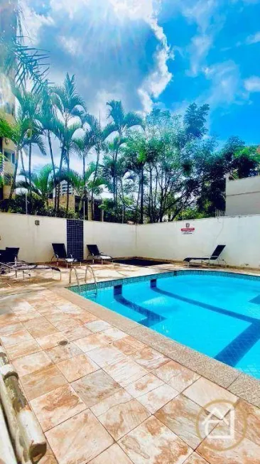 Foto 1 de Apartamento com 4 Quartos à venda, 136m² em Jardim Agari, Londrina