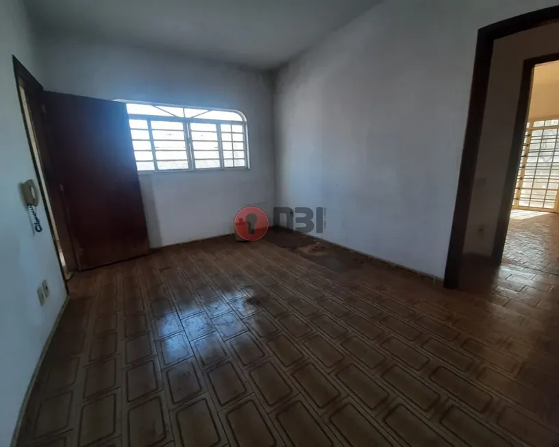 Foto 1 de Apartamento com 3 Quartos para alugar, 240m² em Centro, São José do Rio Preto