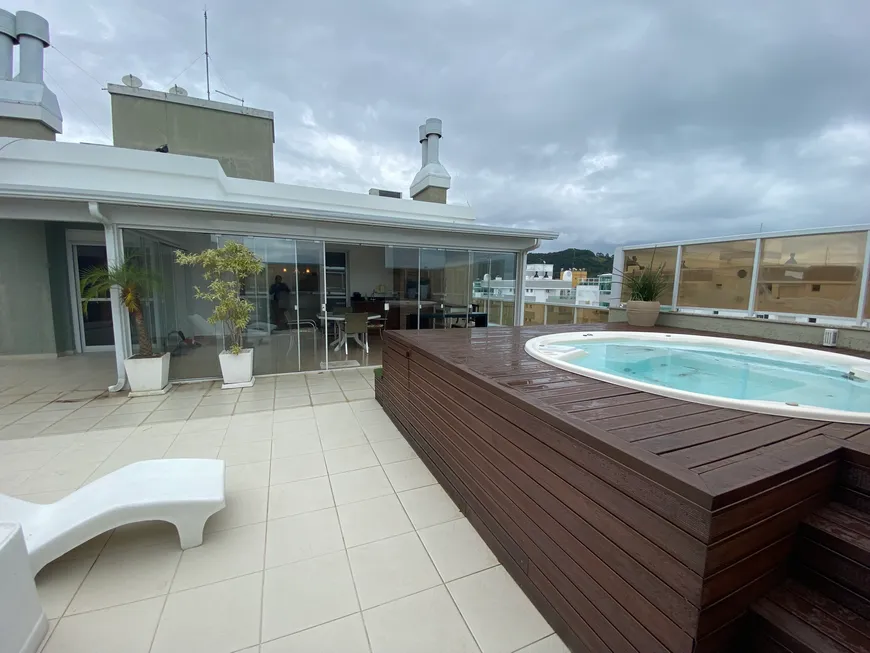 Foto 1 de Cobertura com 3 Quartos para alugar, 300m² em Canasvieiras, Florianópolis