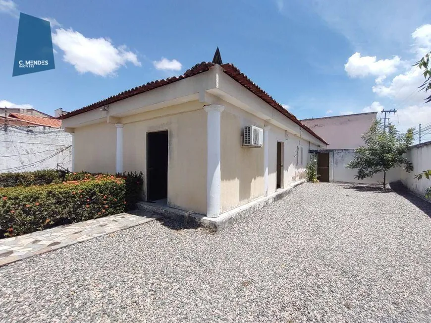 Foto 1 de Casa com 3 Quartos à venda, 200m² em Maraponga, Fortaleza