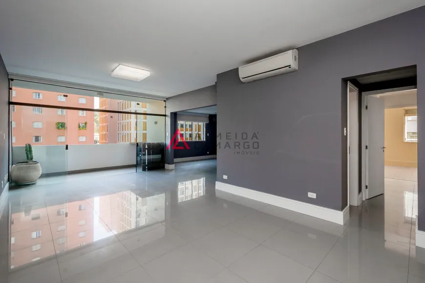 Foto 1 de Apartamento com 2 Quartos à venda, 155m² em Jardim América, São Paulo