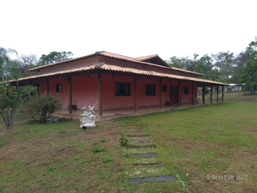 Foto 1 de Casa com 4 Quartos à venda, 450m² em Vila Ipê Amarelo, Contagem