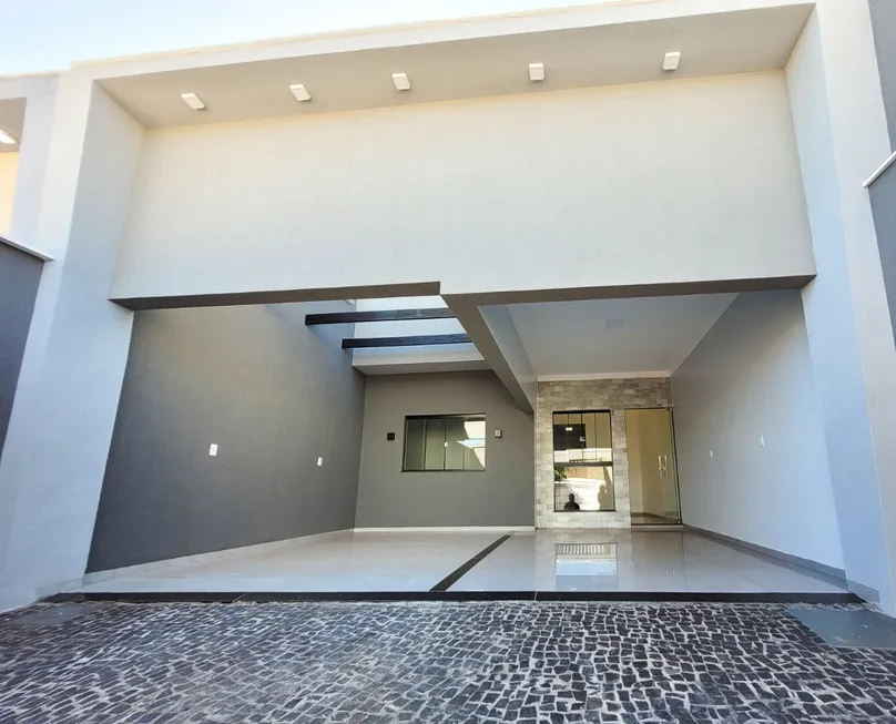 Foto 1 de Casa com 3 Quartos à venda, 105m² em Residencial Veneza, Rio Verde