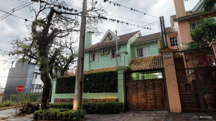 Foto 1 de Casa com 3 Quartos à venda, 220m² em Tristeza, Porto Alegre