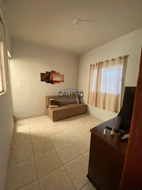 Foto 1 de Casa com 3 Quartos à venda, 122m² em Carajas, Uberlândia