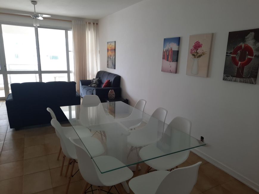 Foto 1 de Apartamento com 4 Quartos para venda ou aluguel, 124m² em Jardim Las Palmas, Guarujá