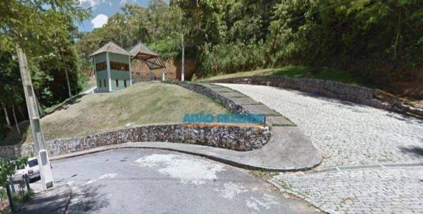 Foto 1 de Lote/Terreno à venda, 788m² em Barra do Imbuí, Teresópolis