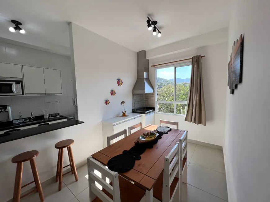 Foto 1 de Apartamento com 2 Quartos à venda, 52m² em Estufa II, Ubatuba