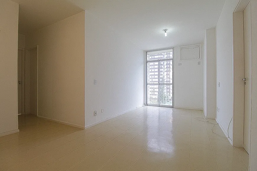 Foto 1 de Apartamento com 2 Quartos para alugar, 58m² em Barra da Tijuca, Rio de Janeiro