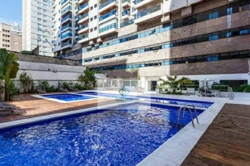 Foto 1 de Flat com 3 Quartos à venda, 111m² em Enseada, Guarujá