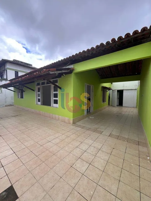 Foto 1 de Casa com 3 Quartos à venda, 300m² em São Francisco, Ilhéus